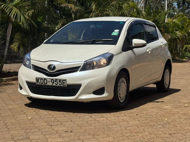 Toyota Vitz 2014